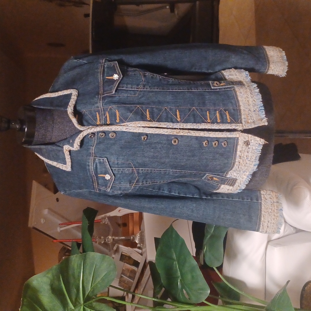 Cache Jacket - image 1